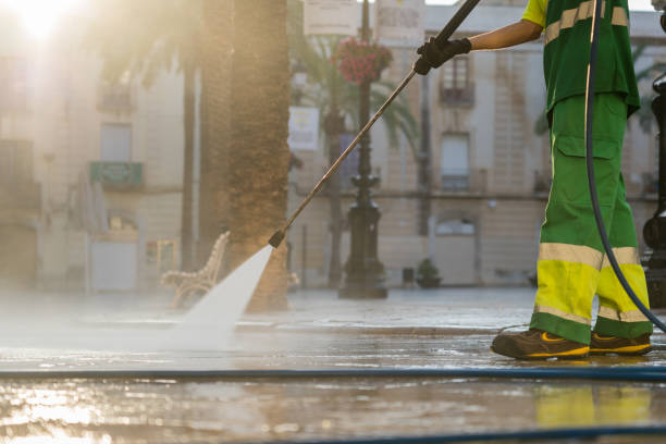 Garage Pressure Washing in Castroville, CA